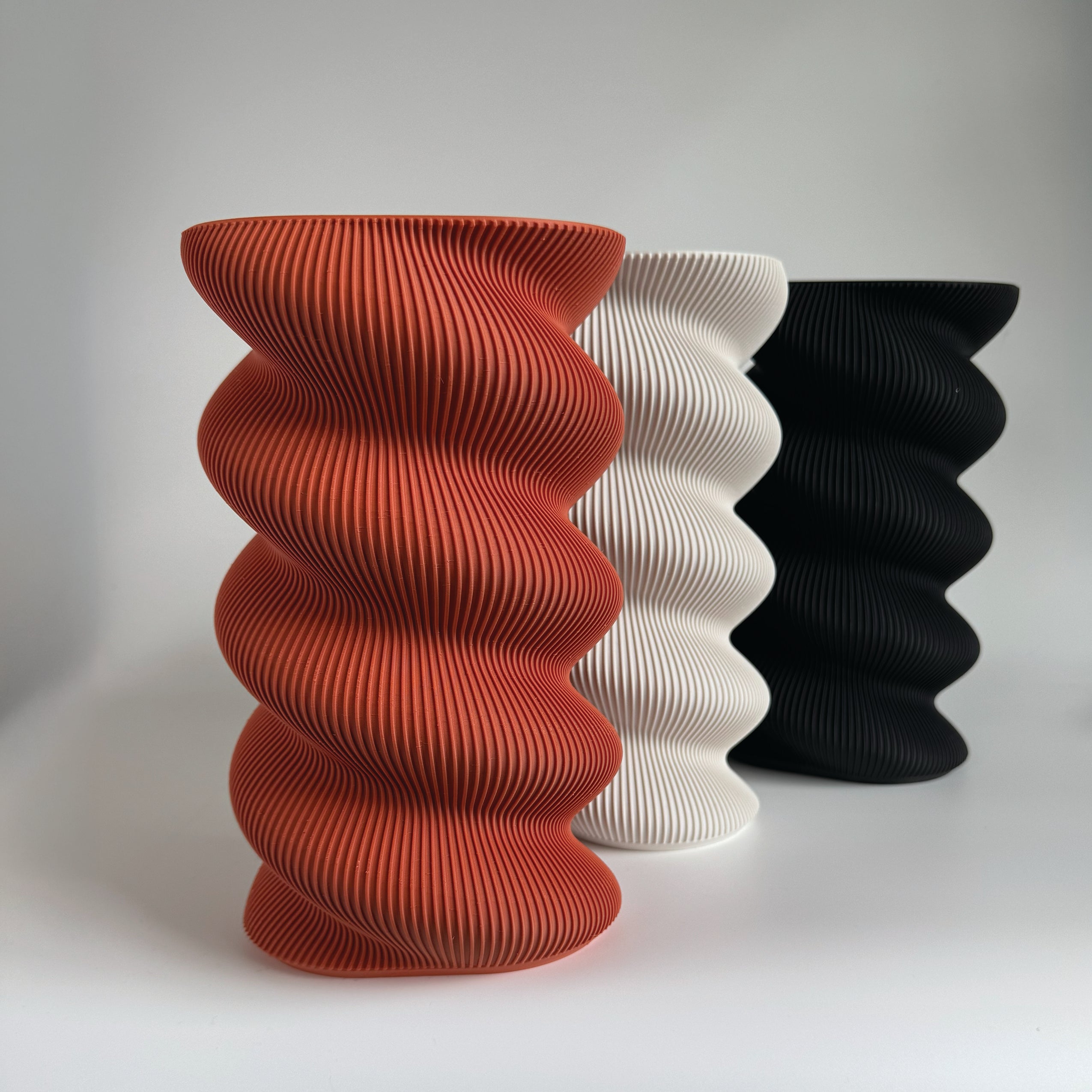 Swirl Vase LRG