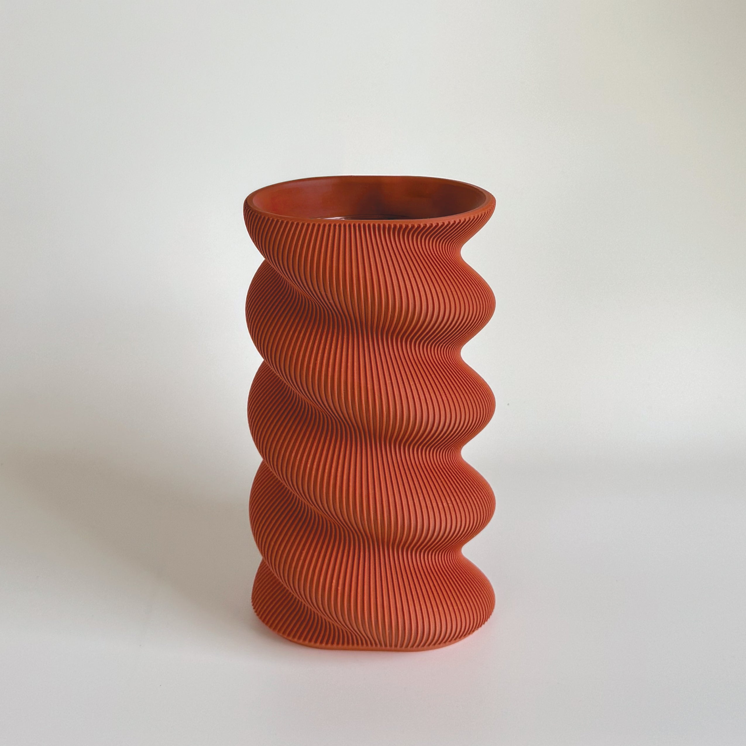 Swirl Vase LRG