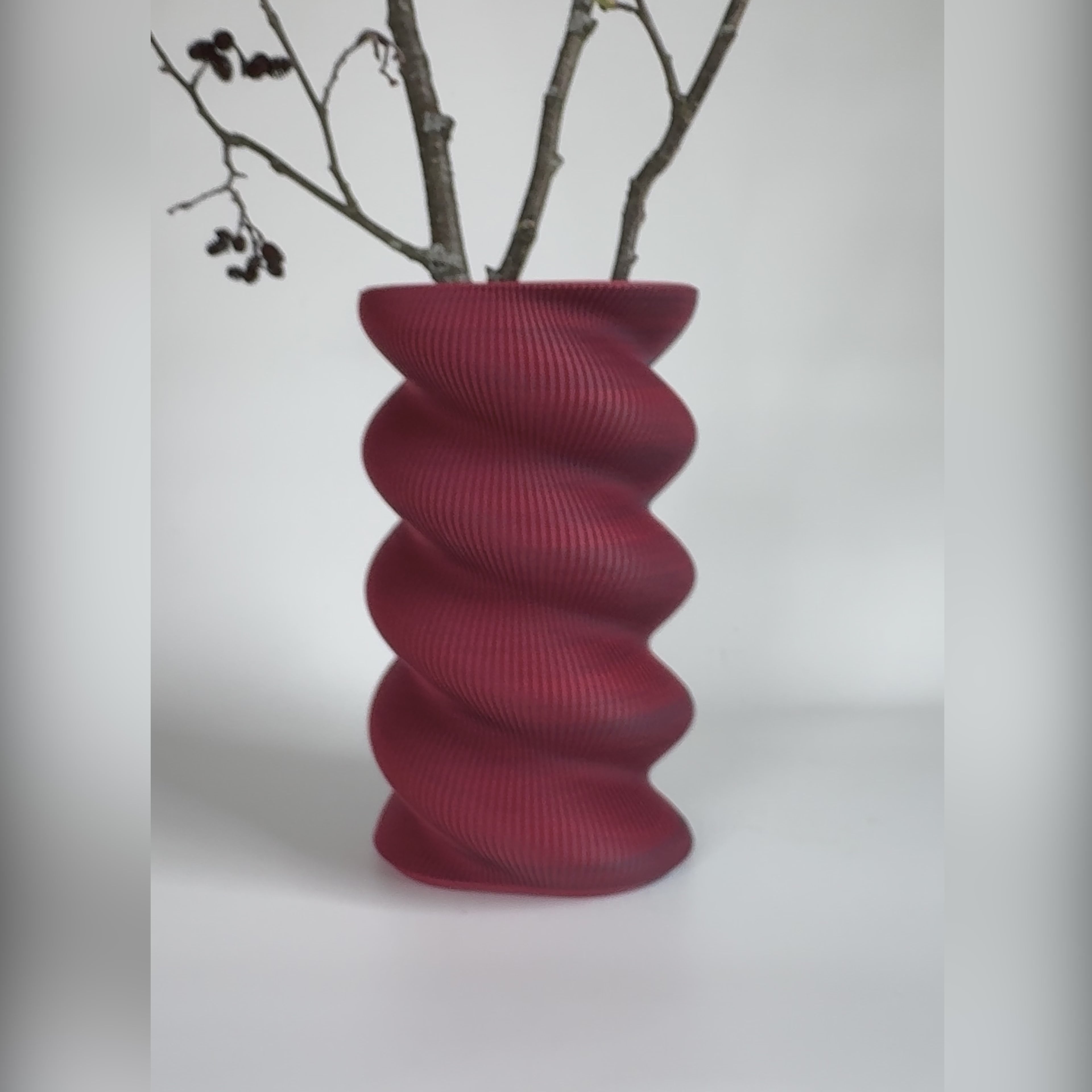 Swirl Vase - LRG - Colour Shift